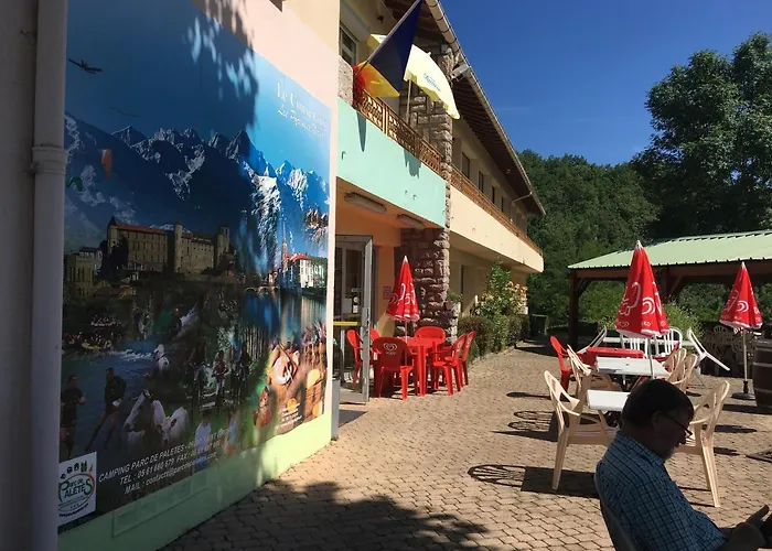 Les Chambres Et Studios Camping Parc De Paletes
